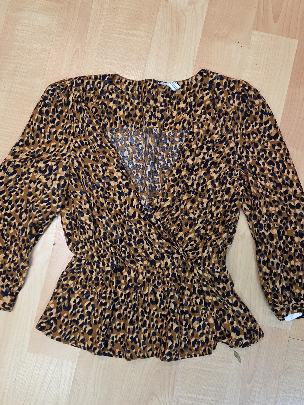 Modern Identity Design Leopard Print Crossover Wrap Peplum Blouse Size - Picture 7 of 7